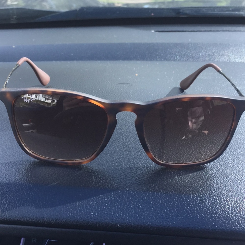 Ray Ban sunglasses 😎 ☀️